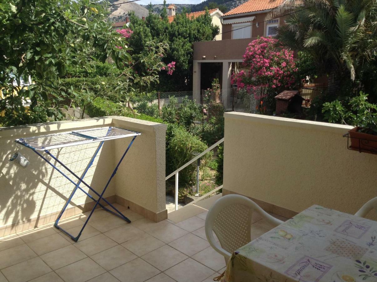 Apartment Biserka Barbat na Rabu Exterior photo